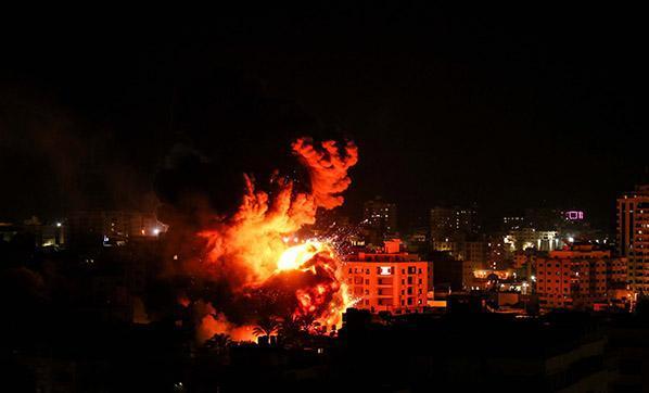 Ateşkese rağmen İsrail Gazzeyi vurmaya devam etti