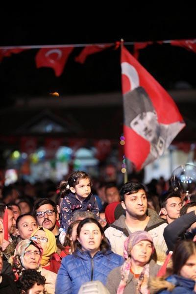 Nihat Zeybekci: İzmiri turizmin, ticaretin, kültürün merkezi haline getireceğiz