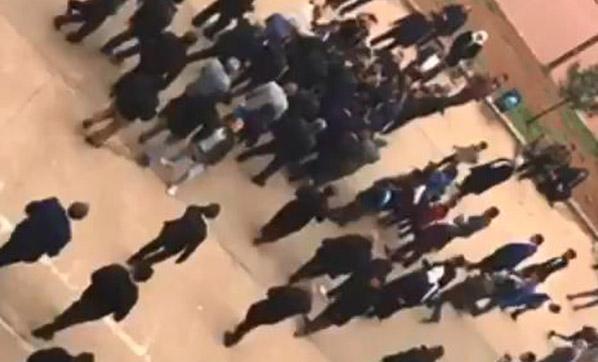 Taşlı sopalı kavga Yaralılar var