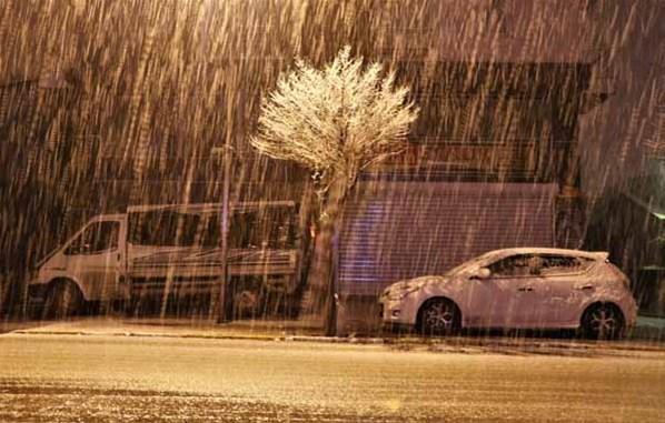 Türkiyenin birçok yerinde kar yağışı etkili oluyor