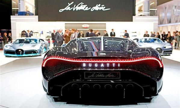 Ronaldo, Bugatti La Voiture Noireı satın alıyor