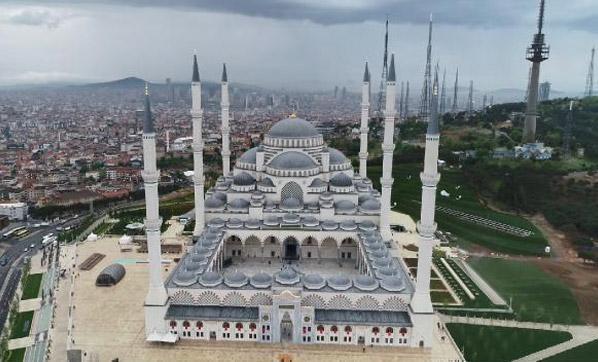 Büyük Çamlıca Camisinin resmi açılışı bugün yapılacak