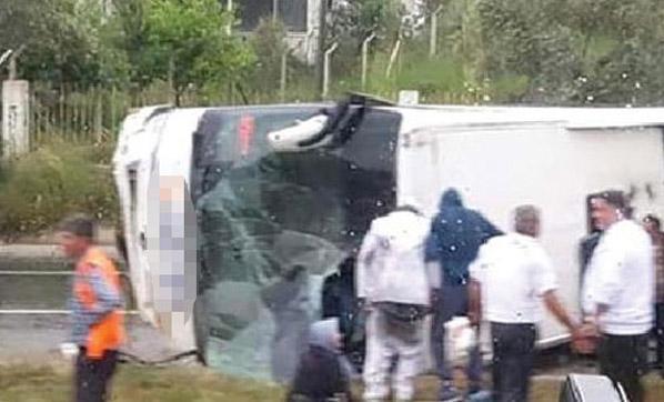 Milasta yolcu otobüsü devrildi: 2 ölü, 42 yaralı