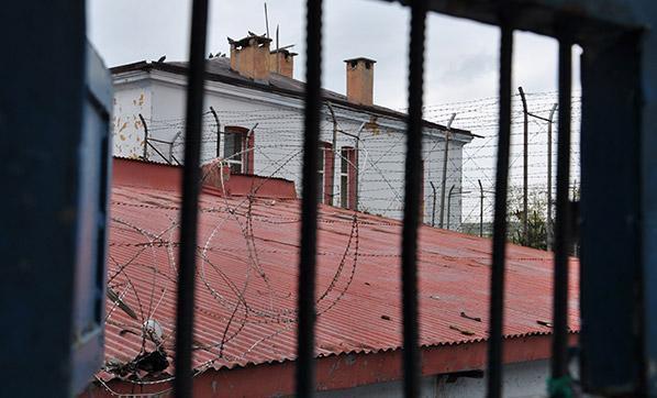 Tarihi Kars Cezaevi yıkılıyor Cezaevinde Stalin’in kayınpederi de yatmış