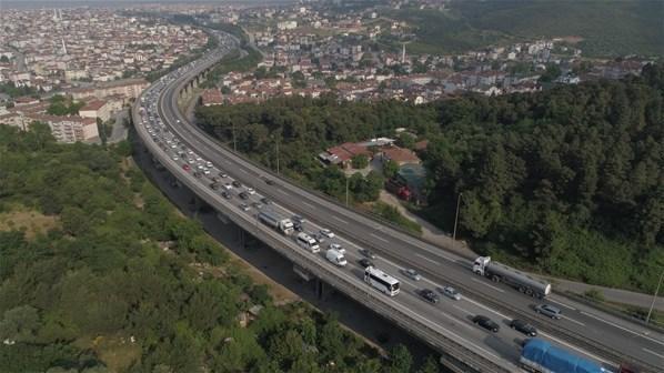 Milyonlarca kişi yolda İstanbulda ise...