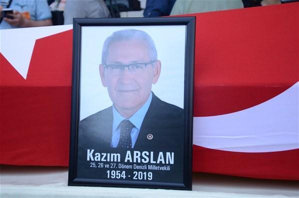 CHP Denizli Milletvekili Kazım Arslan son yolculuğuna uğurlandı