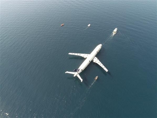 Saros Körfezinde dev yolcu uçağı batırıldı