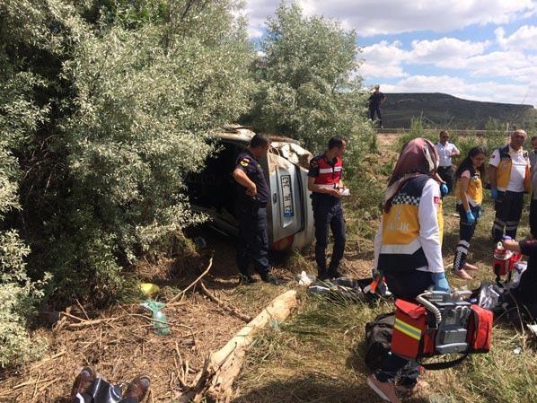 Mezuniyet dönüşü feci kaza 4 kişi hayatını kaybetti