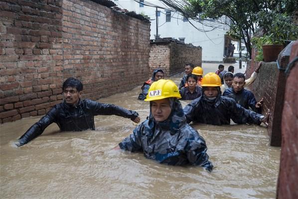 Nepalde muson yağışlarında 65 kişi öldü