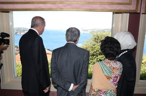 Cumhurbaşkanı Erdoğan, Malezya Başbakanı ile bir araya geldi