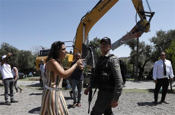 İsrail, Batı Şeriada Filistinlilere ait yapıları yıktı