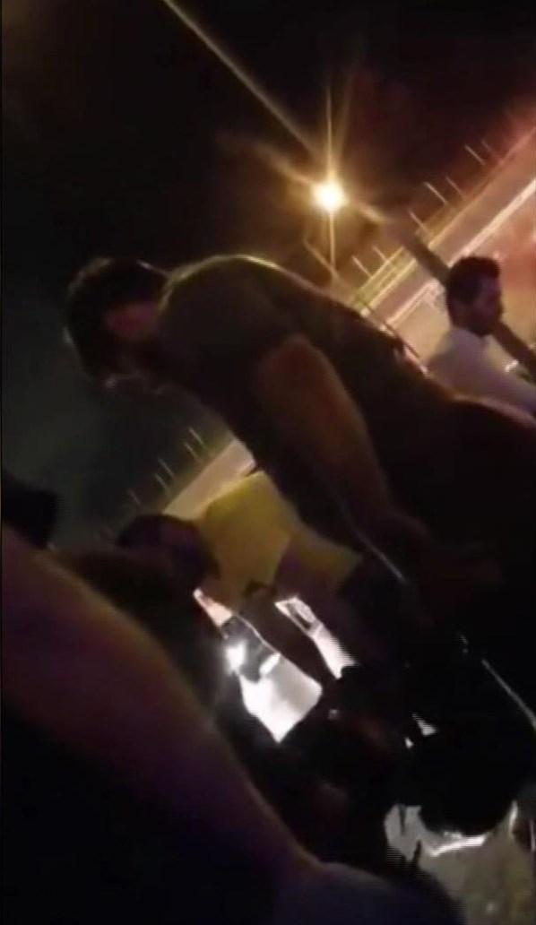 Otobüs yangını izlerken canından oluyordu