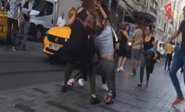 Büyük kavga Kadınlar arasında başladı sonra...