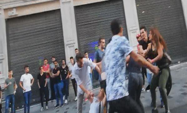 Büyük kavga Kadınlar arasında başladı sonra...