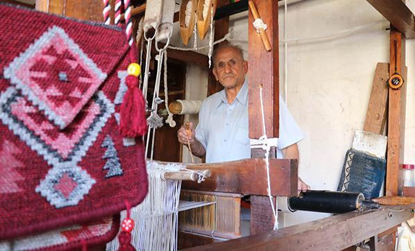 24 yıldır 3 metrekarede üretip dünyanın öbür ucuna gönderiyor