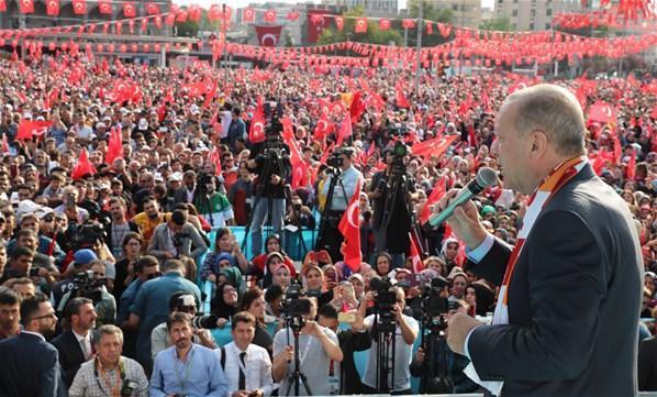 Cumhurbaşkanı Erdoğan: Olursa olur, olmazsa teröristlerin başını ezmeyi sürdürürüz