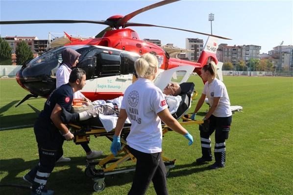 Aort damarı yırtılan hastaya ambulans helikopterle sevk
