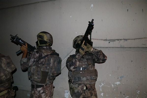 Adana’da DEAŞ ve El Kaide operasyonu