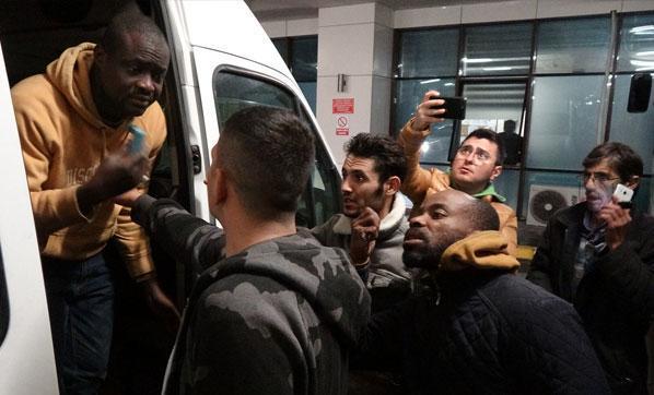 Yunanistan kaçak göçmenleri döverek Türkiyeye yolladı