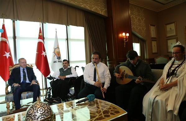 Cumhurbaşkanı Erdoğan, engelliler ile buluştu