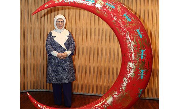 Emine Erdoğan, Cenevrede Uluslararası Kızılhaç-Kızılay Müzesini  ziyaret etti