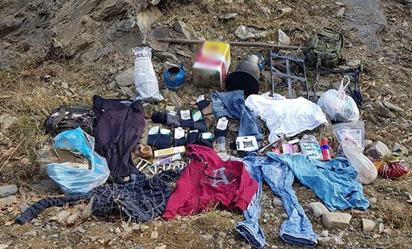 Bitliste terör örgütü PKKya ait 2 sığınak bulundu