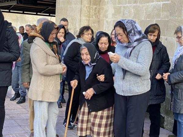KKTCde şok Türk bakanın dayısını İngiliz mezarlığına defnettiler