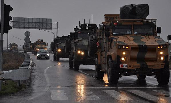 Suriye sınırına 100 araçlık askeri konvoy gönderildi