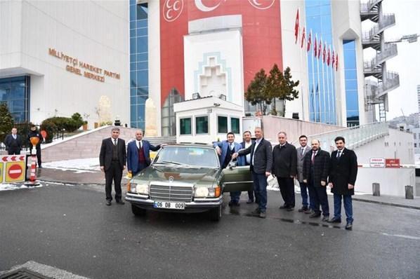 MHP lideri Bahçeli bir arabasını Harran Belediye Başkanına hediye etti