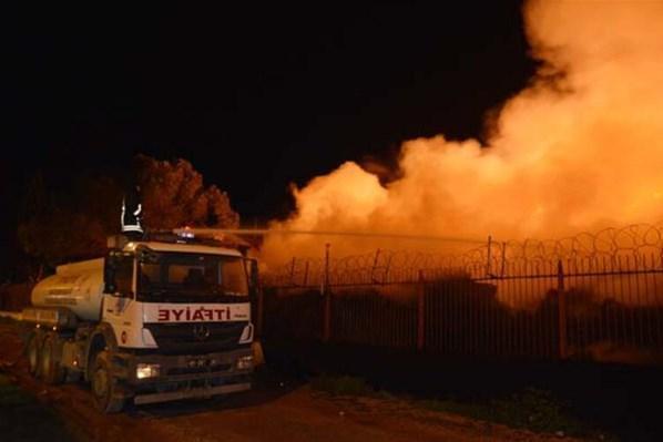 Adanada fabrika yangını