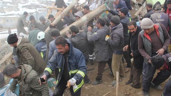 Türkiye-İran sınırında deprem Vanda iki köyde 9 ölü var