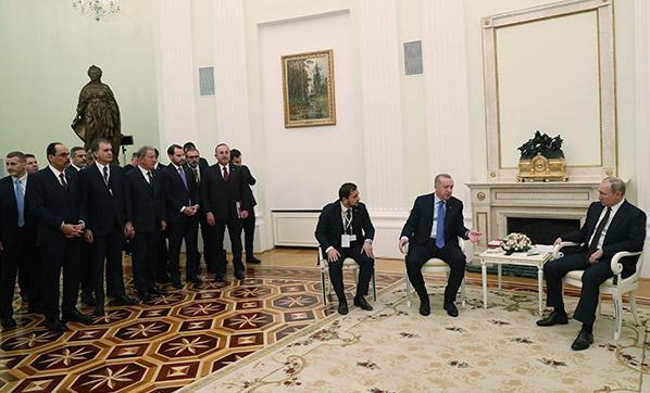 Cumhurbaşkanı Erdoğan ile Putin görüştü Moskovada kritik zirve başladı