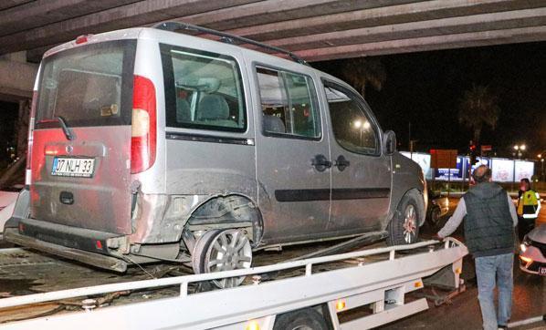 Polisin dur ihtarına uymayan sürücü, iki lastiği olmayan araçla 15 kilometre kaçtı