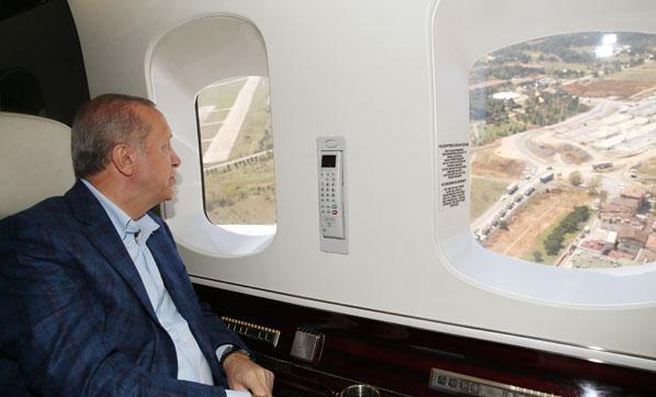 Cumhurbaşkanı Erdoğan yapımı devam eden hastaneleri inceledi