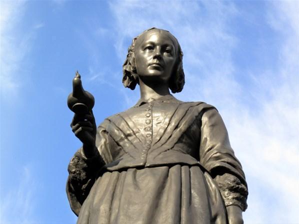 Hemşireler Günü kutlu olsun En güzel ve anlamlı Hemşireler Günü mesajları Florence Nightingale kimdir