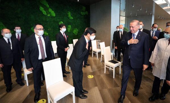 İstanbulda tarihi gün Cumhurbaşkanı Erdoğan ve Şinzo Abeden tarihi mesajlar