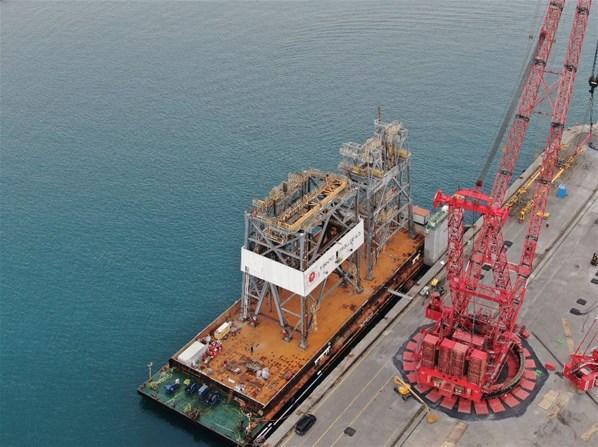 Platform söküldü: Fatih sondaj gemisi harekete hazır