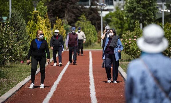 65 yaş üstü sokağa çıkma izni saat kaçta 65 yaş üstü ne zaman sokağa çıkabilir 65 yaş üstü sokağa çıkma saatleri