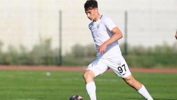 Galatasaray genç forveti gözüne kestirdi