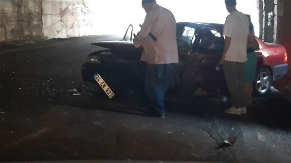 Tuncelide, otomobiller çığ tünelinde çarpıştı: 4 yaralı