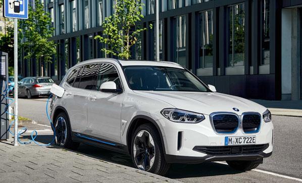 BMW’nin ilk elektrikli ‘’X’’ i 2021de Türkiyede