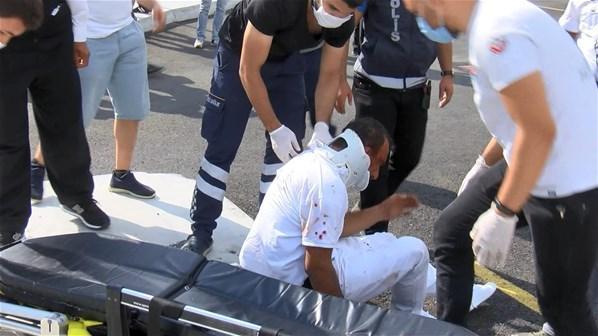 İstanbulda otogarda dehşet Dövüp otomobilden attılar