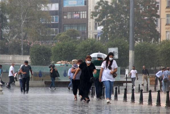 Meteoroloji saat verip uyardı Ve İstanbulda yağmur başladı...