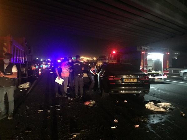 Kocaeli TEM Otoyolu’nda zincirleme trafik kazası: 3 ölü 4 yaralı