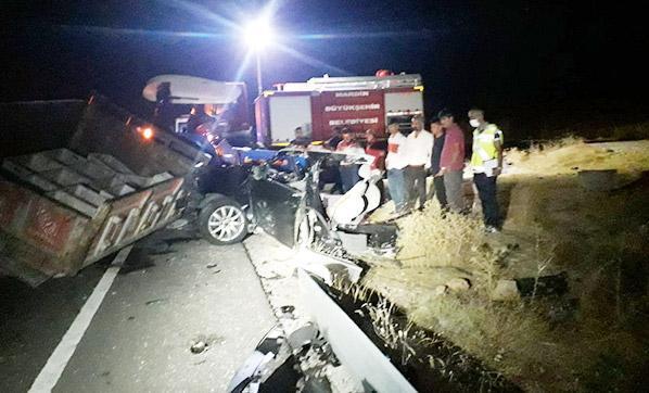 Mardinde feci trafik kazası Çok sayıda ölü ve yaralı var