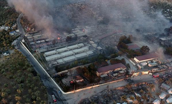 Yunanistanın Midilli Adasındaki yangın sonrası bölgede OHAL ilan  edildi