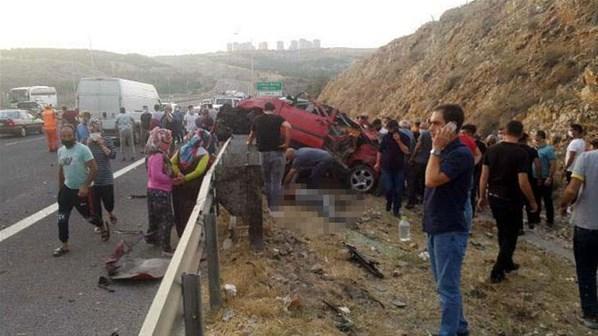 Ankarada feci kaza 3 kardeş öldü, geriye bu fotoğraf kaldı...