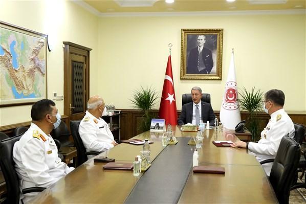 Bakan Akar, Libya Deniz Kuvvetleri Komutanı Abuhulia’yı kabul etti