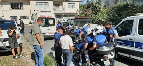 Küçükçekmecede seyyar satıcı ve zabıta arbedesi Sopa ve çekiçle saldırdılar