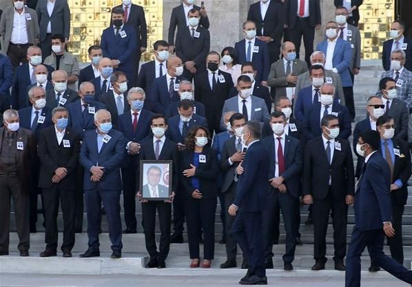 Eski Sağlık Bakanı Osman Durmuş için TBMMde tören